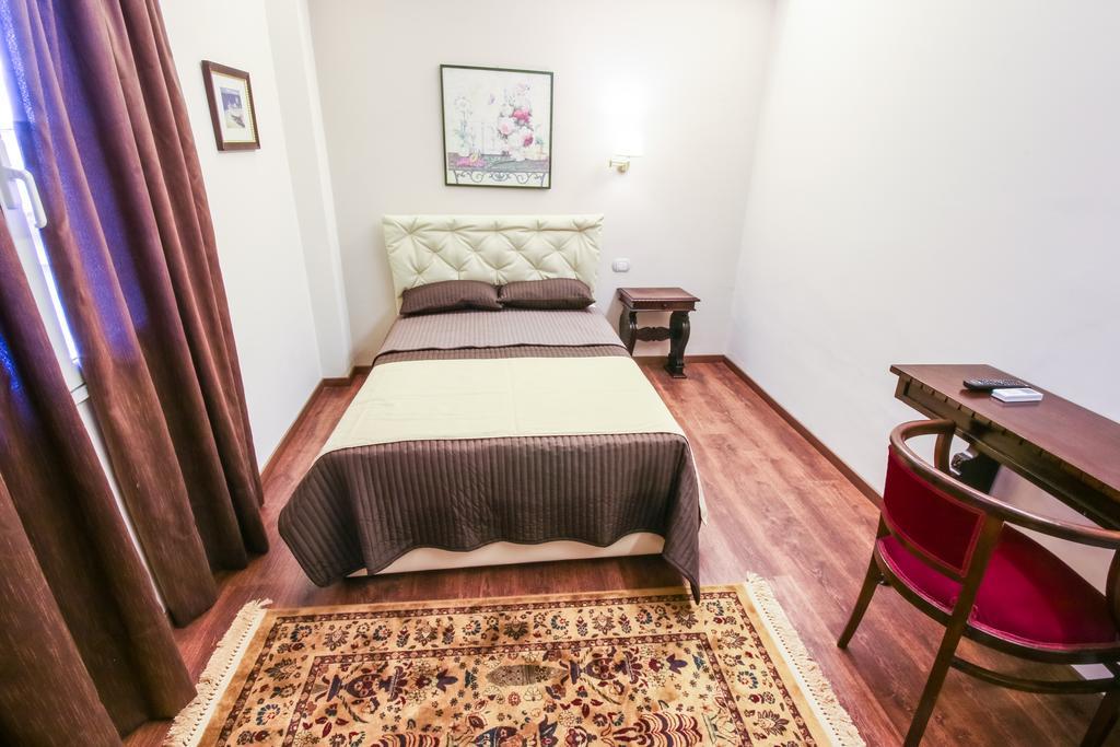 96 Guest House Reggio di Calabria Bilik gambar