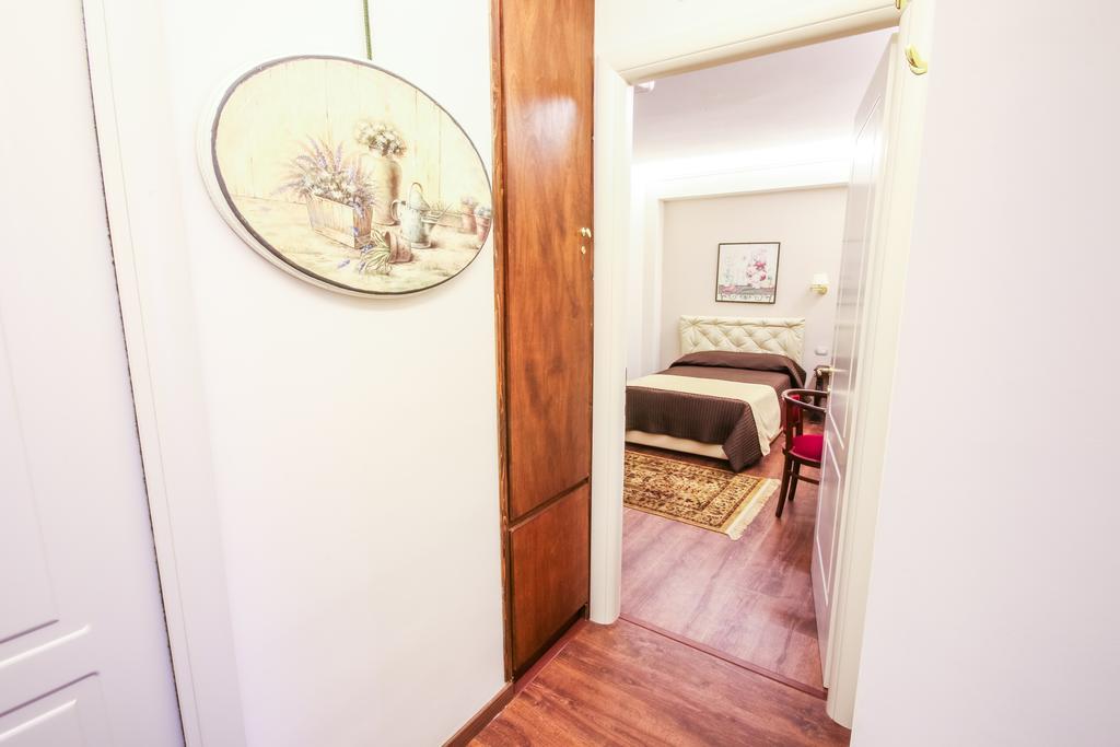 96 Guest House Reggio di Calabria Bilik gambar