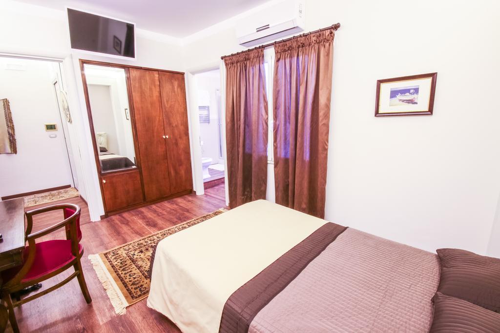 96 Guest House Reggio di Calabria Bilik gambar